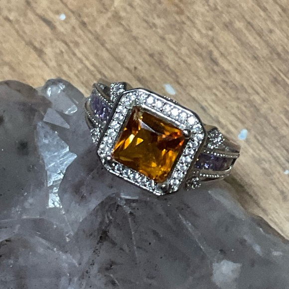 Yellow Topaz ring - Picture 3 of 8